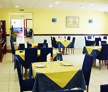 Logis Hotel Restaurant La Vraine Gironcourt-sur-Vraine Екстер'єр фото